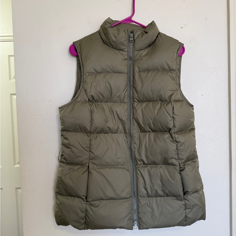 Gap Olive Green Puffer Vest